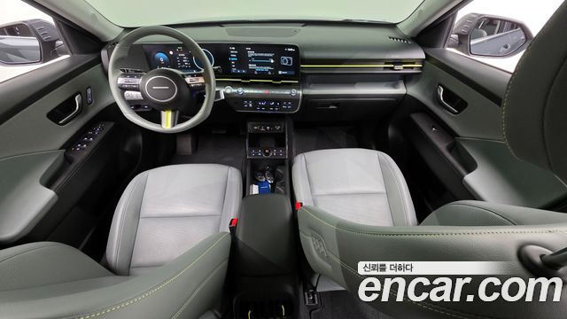 Hyundai Kona — interior