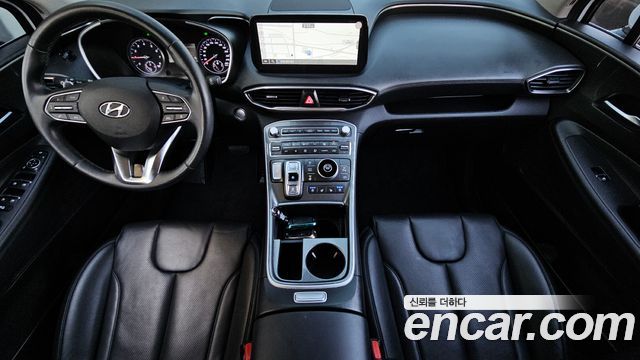 Hyundai Santa Fe — interior