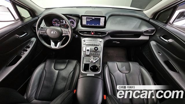 Hyundai Santa Fe — interior