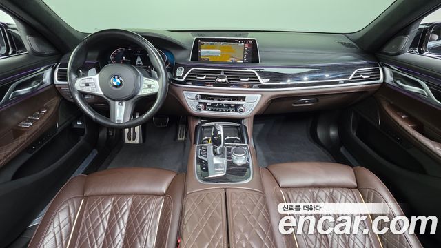BMW 7 Series — interior