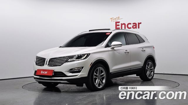 Lincoln MKC — exterior