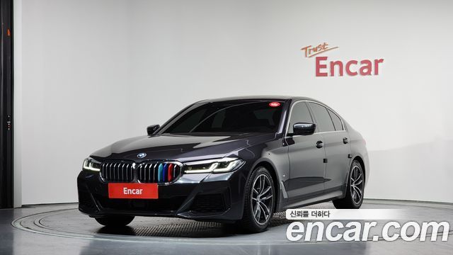 BMW 5 Series — exterior