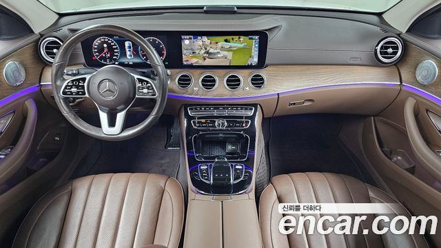 Mercedes-Benz E-Class — interior