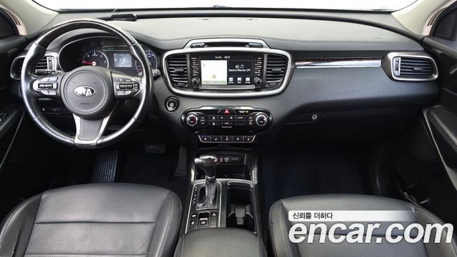 Kia Sorento — interior