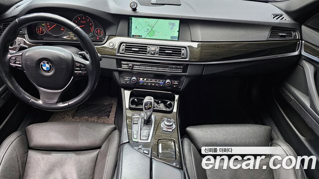 BMW 5 Series — interior