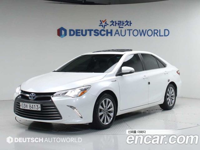 Toyota Camry — exterior