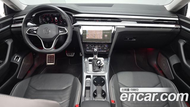 Volkswagen Arteon — interior