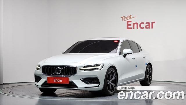 Volvo S60 — exterior