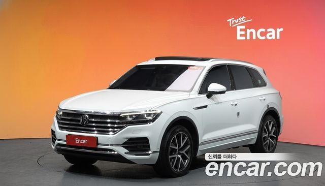 Volkswagen Touareg — exterior