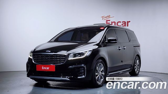 Kia Carnival — exterior
