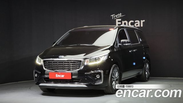 Kia Carnival — exterior