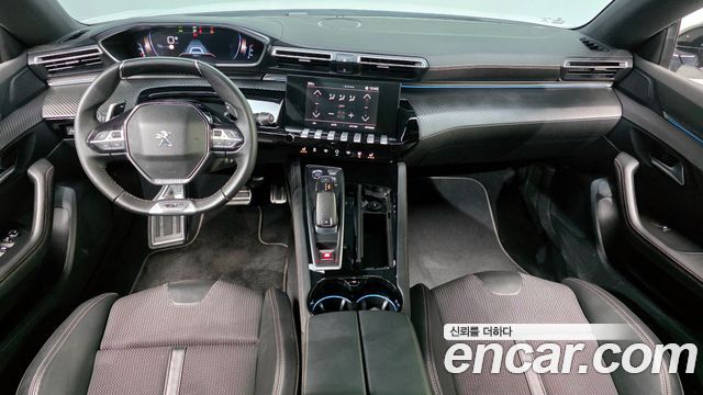 Peugeot 508 — interior