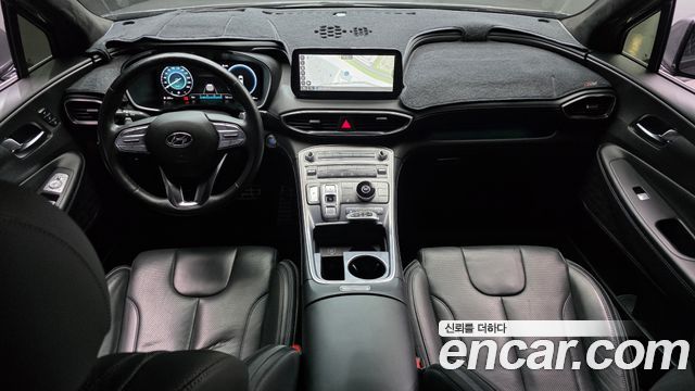Hyundai Santa Fe — interior