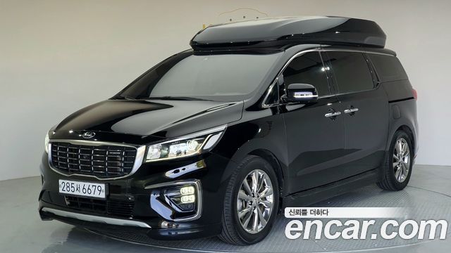 Kia Carnival — exterior