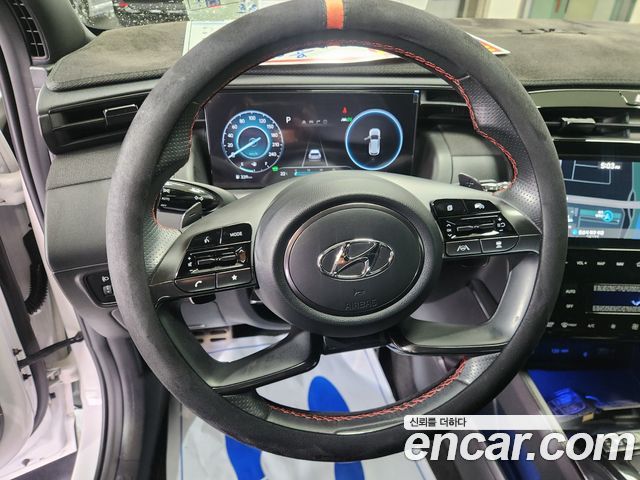 Hyundai Tucson — interior