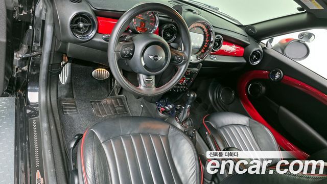 MINI Coupe — interior