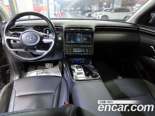 Hyundai Tucson — interior