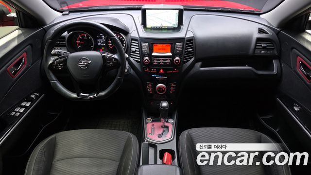 KG Mobility Tivoli — interior