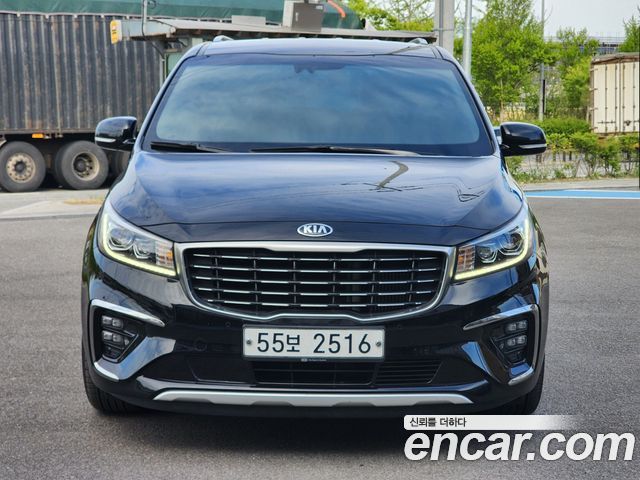 Kia Carnival — exterior