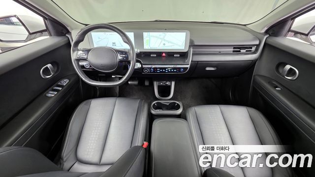 Hyundai IONIQ 5 — interior