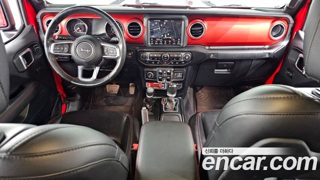 Jeep Gladiator — interior