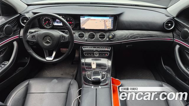Mercedes-Benz E-Class — interior