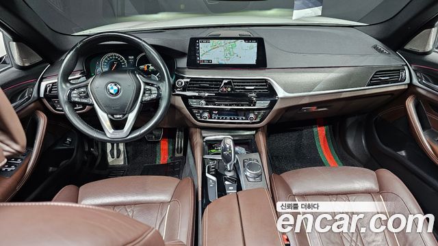 BMW 5 Series — interior