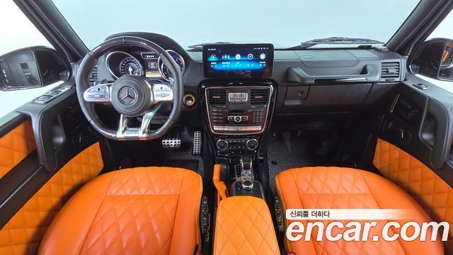 Mercedes-Benz G-Class — interior