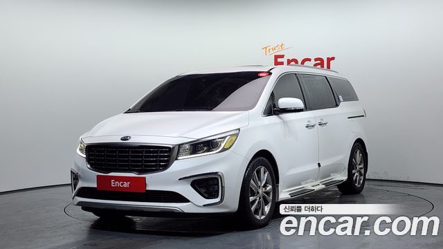 Kia Carnival — exterior