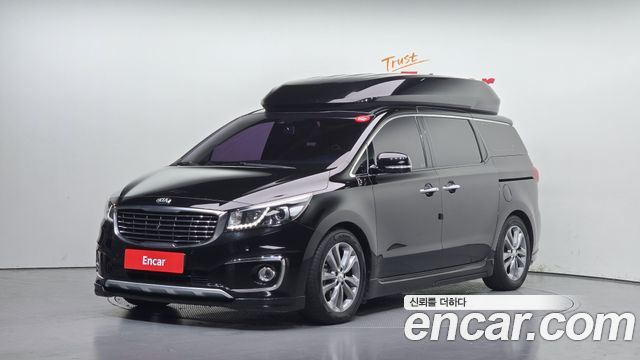 Kia Carnival — exterior
