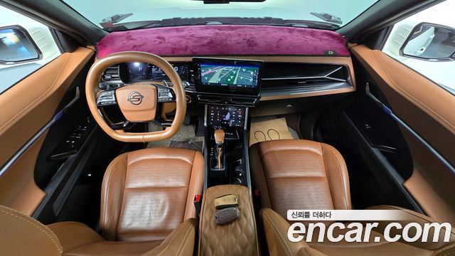 KG Mobility Torres — interior