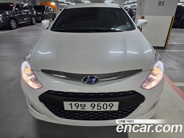 Hyundai Sonata — exterior
