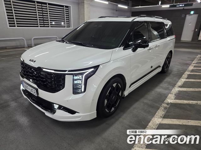 Kia Carnival — exterior