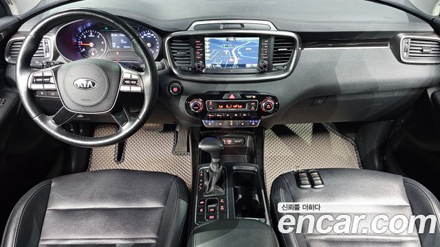 Kia Sorento — interior