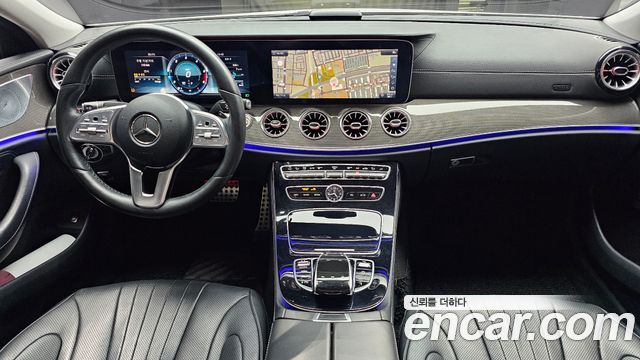 Mercedes-Benz CLS-Class — interior