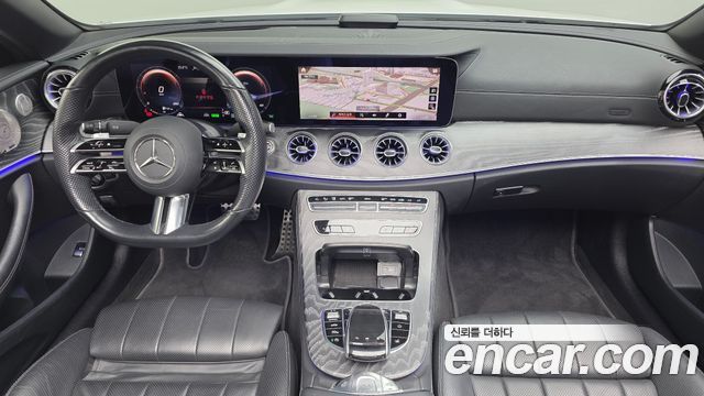 Mercedes-Benz E-Class — interior