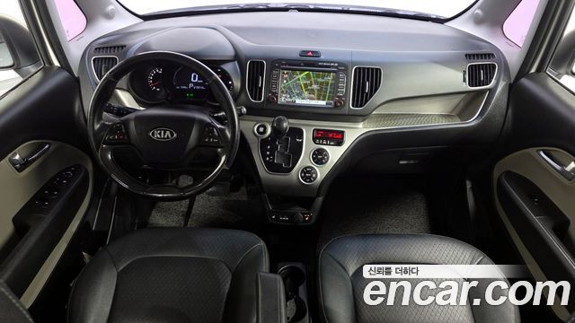 Kia Ray — interior
