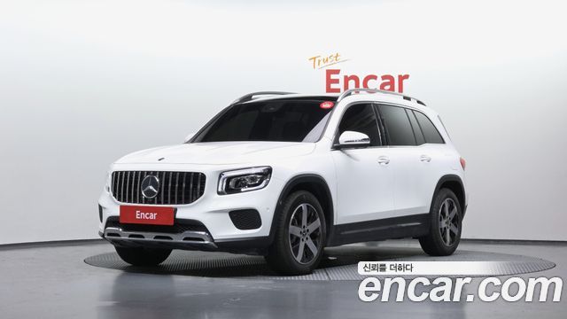 Mercedes-Benz GLB-Class — exterior