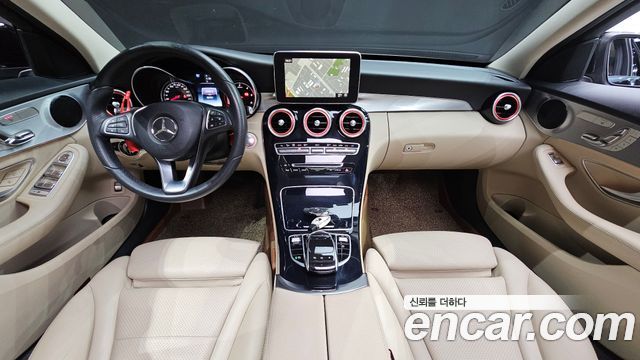 Mercedes-Benz C-Class — interior