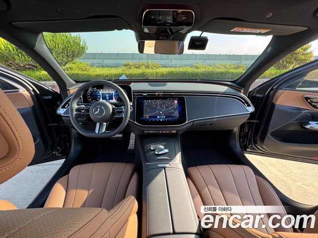 Mercedes-Benz E-Class — interior