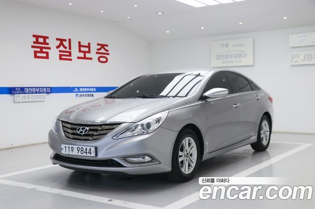 Hyundai Sonata — exterior