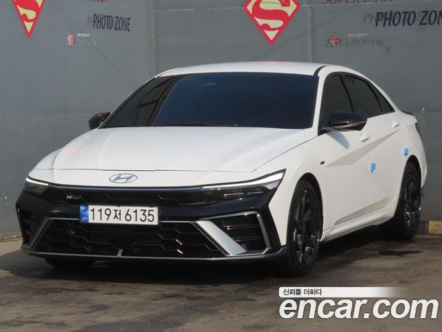 Hyundai Avante — exterior