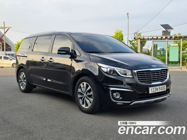 Kia Carnival — exterior