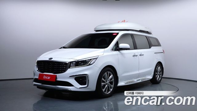 Kia Carnival — exterior