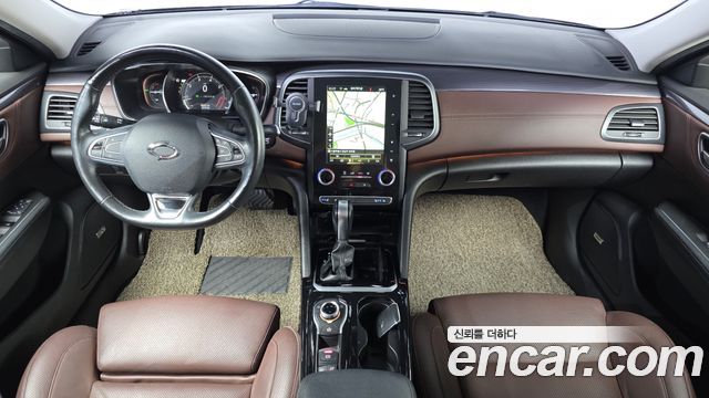 Renault Korea SM6 — interior