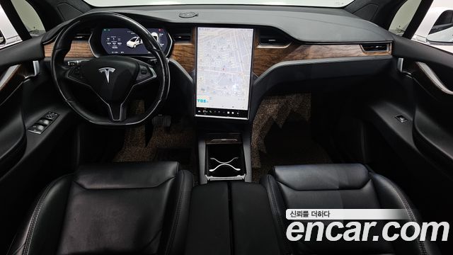 Tesla Model X — interior