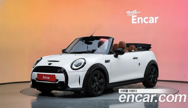 MINI Cooper Convertible — exterior