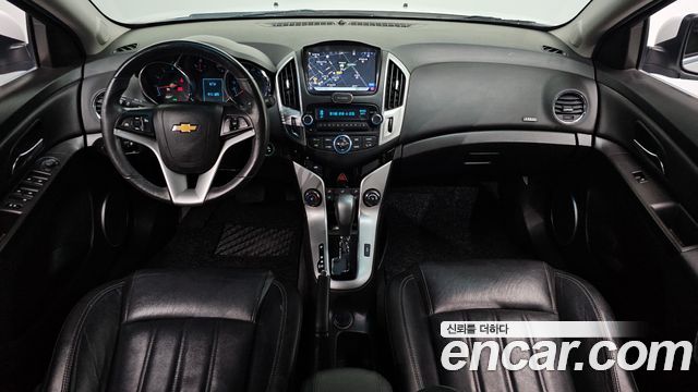 Chevrolet Korea Cruze — interior