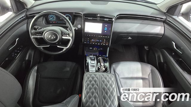 Hyundai Tucson — interior