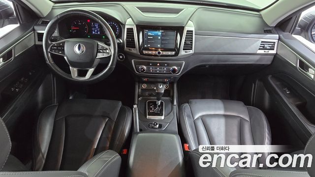 KG Mobility Rexton — interior